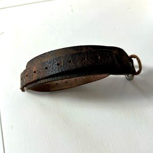 Buckle brand leather wrist strap